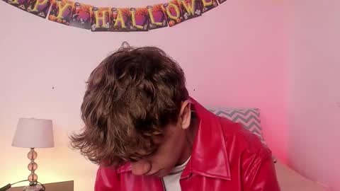 Snapshot of timothy_ross chatting on October 17, 2025, 9:28 pm Timothy 21 years old online show from October 17, 2025, 9:28 pm