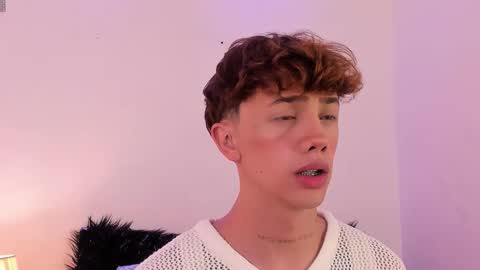 Snapshot of timothy_ross chatting on November 4, 2025, 2:10 am Timothy 21 years old online show from November 4, 2025, 2:10 am