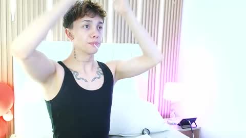 Timothy 21 years old online show from February 17, 2026, 8:37 pm