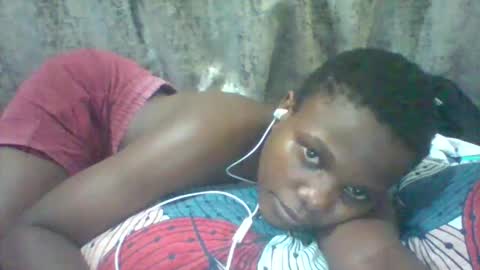Snapshot of tina2030_1 chatting on May 5, 2026, 9:01 pm tee online show from May 5, 2026, 9:01 pm