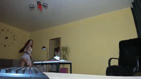 Snapshot of tina_commands chatting on January 12, 2026, 5:29 pm mistressTina online show from January 12, 2026, 5:29 pm