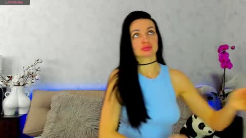 Snapshot of tina_mart chatting on March 15, 2026, 12:00 pm Tina online show from March 15, 2026, 12:00 pm