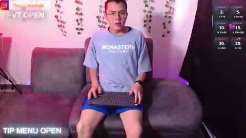 Tina N Charlie online show from April 19, 2026, 2:16 pm