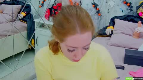 Tina online show from October 27, 2025, 3:32 am