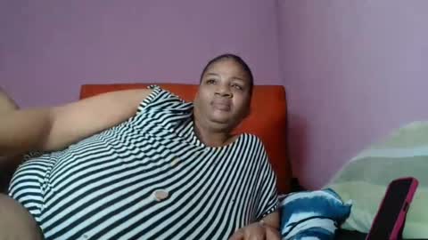 Snapshot of tinagiant chatting on June 25, 2026, 7:57 am tinagiant online show from June 25, 2026, 7:57 am