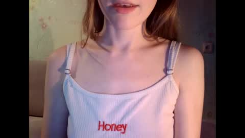 Lisa online show from December 3, 2024, 7:10 am