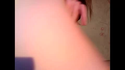 Lisa online show from December 9, 2024, 4:12 am