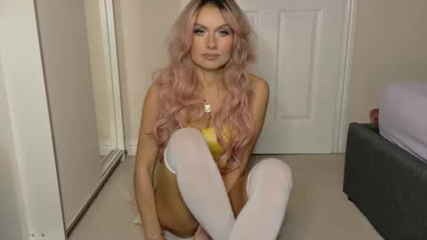 Snapshot of tinkerbell822 chatting on February 2, 2026, 8:57 am tinkerbell822 online show from February 2, 2026, 8:57 am