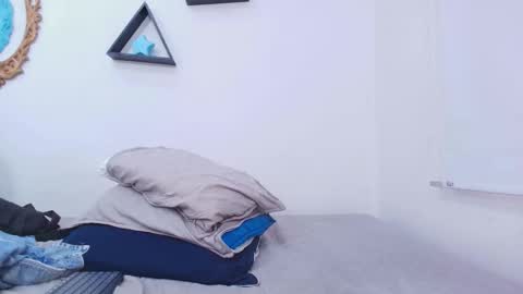 Snapshot of tinkerbell_1 chatting on November 15, 2025, 7:21 pm tinkerbell online show from November 15, 2025, 7:21 pm