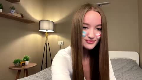 Snapshot of tinkibinky chatting on July 15, 2026, 4:56 pm Leila online show from July 15, 2026, 4:56 pm