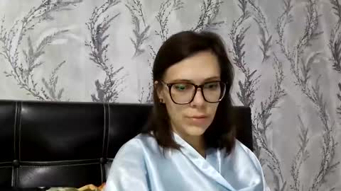 Snapshot of tinna07 chatting on May 23, 2026, 8:24 pm tinna07 online show from May 23, 2026, 8:24 pm