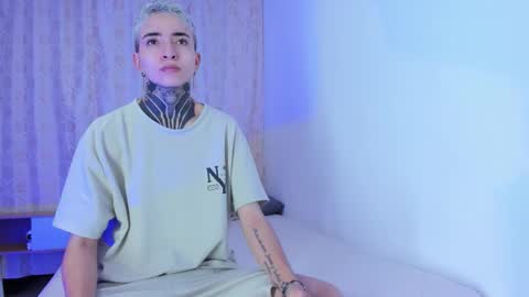 Snapshot of tinny_and_candy chatting on December 1, 2025, 11:59 am TINNY AND CANDY online show from December 1, 2025, 11:59 am