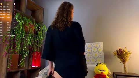 Molly online show from November 7, 2025, 10:37 am