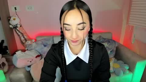 Snapshot of tiny_cora chatting on May 9, 2026, 4:34 pm tiny_cora online show from May 9, 2026, 4:34 pm