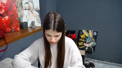 Gloria online show from December 1, 2025, 8:08 am