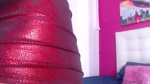 tiny_whore18 online show from October 22, 2025, 4:18 pm