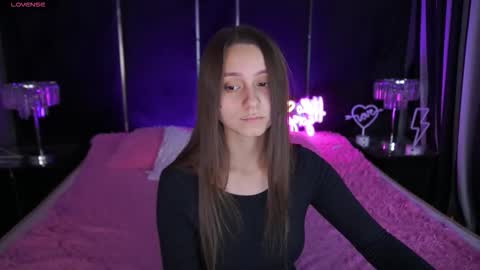 Snapshot of tinynataliee chatting on December 2, 2025, 3:51 pm tinynataliee online show from December 2, 2025, 3:51 pm