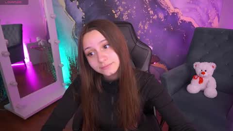 Snapshot of tinynataliee chatting on April 21, 2026, 12:55 pm tinynataliee online show from April 21, 2026, 12:55 pm