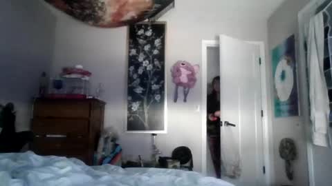 Snapshot of tinytittiexx chatting on February 17, 2026, 5:52 pm tinytittiexx online show from February 17, 2026, 5:52 pm