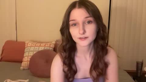 Tia online show from November 10, 2025, 7:40 am