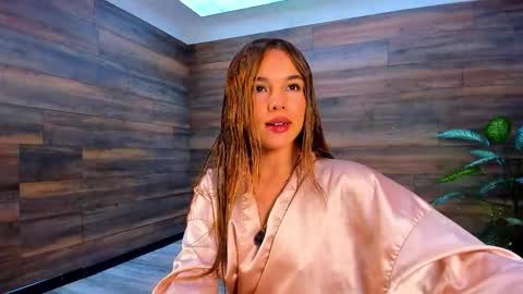 Snapshot of tinyw0nder chatting on January 8, 2026, 4:09 pm Instagram tinyw0nder online show from January 8, 2026, 4:09 pm