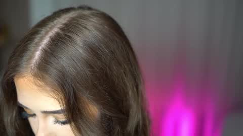 Snapshot of tinyxstar chatting on November 19, 2025, 4:18 pm Lili online show from November 19, 2025, 4:18 pm