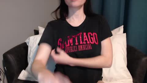 Snapshot of tinyytina chatting on December 16, 2024, 7:26 am TinyyTina online show from December 16, 2024, 7:26 am