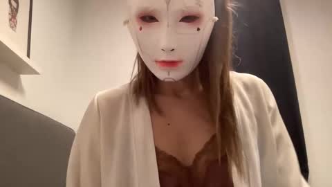 Tinks online show from October 7, 2025, 8:50 pm