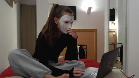Snapshot of tipsytinkerbell chatting on April 20, 2026, 11:06 pm Tinks online show from April 20, 2026, 11:06 pm