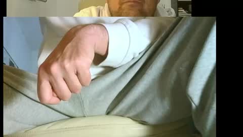 Snapshot of tiptosuckme chatting on March 1, 2026, 7:16 pm Tip online show from March 1, 2026, 7:16 pm