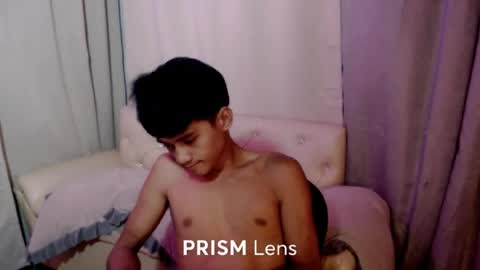 TisoyNin online show from June 21, 2026, 4:53 pm