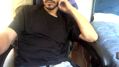 Snapshot of titanenh chatting on December 4, 2025, 9:34 pm Titan online show from December 4, 2025, 9:34 pm