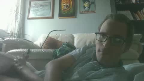 Snapshot of titlovercums chatting on December 4, 2025, 5:21 pm titlovercums online show from December 4, 2025, 5:21 pm