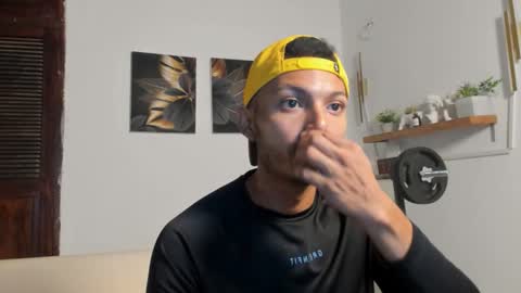 titobell10 online show from April 1, 2026, 4:02 am