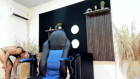Snapshot of titobell10 chatting on May 8, 2026, 12:21 pm titobell10 online show from May 8, 2026, 12:21 pm