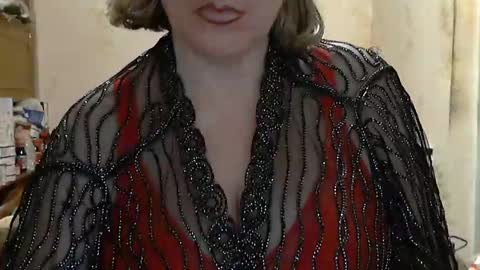 tittylina online show from December 5, 2024, 8:11 pm