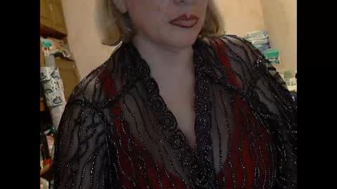 tittylina online show from October 13, 2025, 7:58 pm