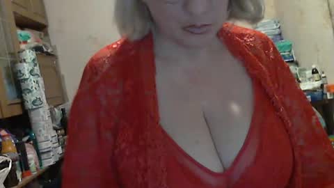 tittylina online show from October 14, 2025, 10:10 pm