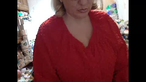 tittylina online show from November 16, 2025, 7:19 pm