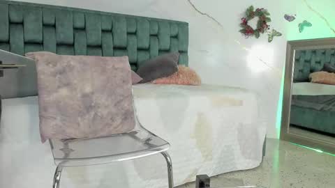 Tivizay online show from January 8, 2026, 2:41 pm