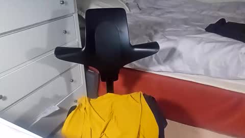 Snapshot of tjgaydaddy chatting on April 12, 2026, 10:04 pm tjgaydaddy online show from April 12, 2026, 10:04 pm