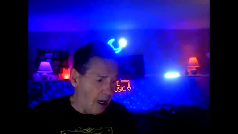 Snapshot of tkthedj chatting on September 18, 2025, 1:40 am TK online show from September 18, 2025, 1:40 am