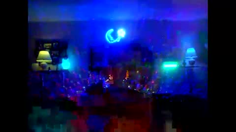 Snapshot of tkthedj chatting on September 19, 2025, 2:02 am TK online show from September 19, 2025, 2:02 am