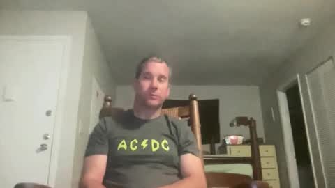 Snapshot of tleigh24 chatting on December 2, 2025, 2:06 am tleigh24 online show from December 2, 2025, 2:06 am