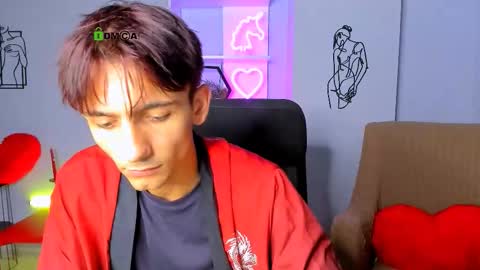 tobi_yours online show from September 21, 2025, 7:15 pm