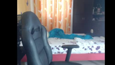 Andres Independent Model online show from April 29, 2026, 6:14 pm