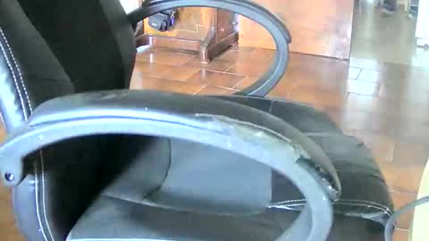 Tobiko online show from April 10, 2026, 2:22 pm