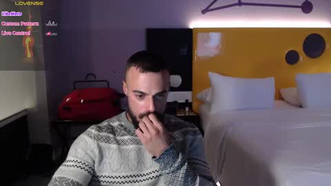 Snapshot of todd_dantes chatting on February 22, 2025, 1:11 am Todd online show from February 22, 2025, 1:11 am