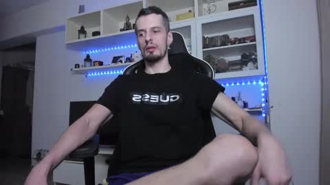 Snapshot of toddclaytonn chatting on November 19, 2025, 12:43 am Todd online show from November 19, 2025, 12:43 am