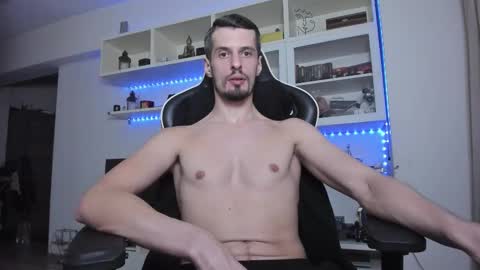 Snapshot of toddclaytonn chatting on November 26, 2025, 4:19 pm Todd online show from November 26, 2025, 4:19 pm